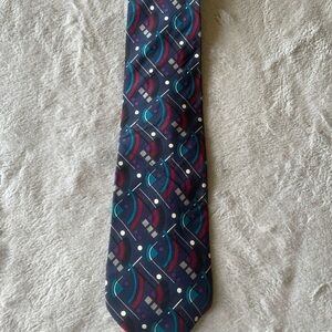 Halston Geometric Patterned Tie - Multicolor 100% Italian silk vintage
